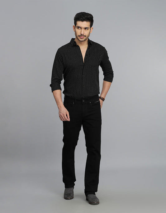 Black 5 Pocket Mid Rise Loose Boot Leg Jeans